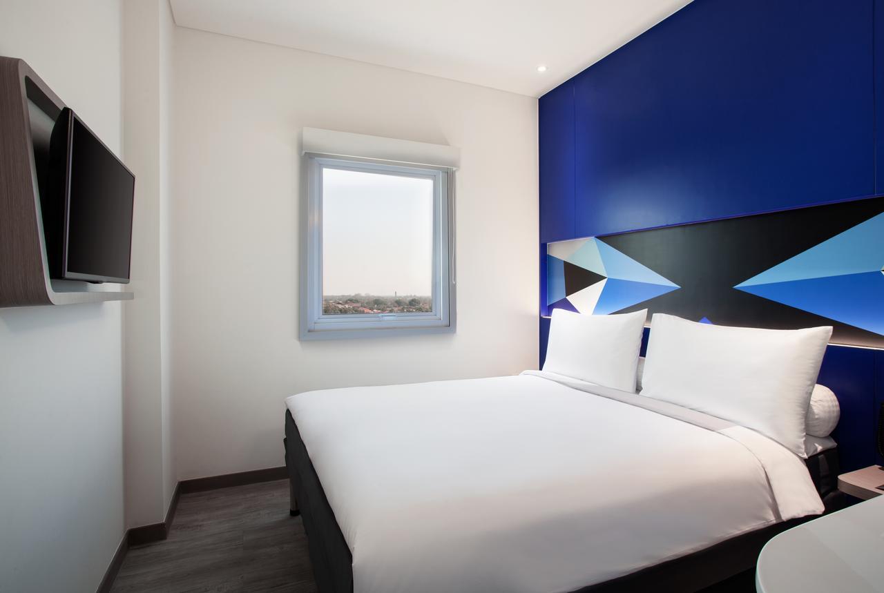Ibis Budget Cirebon Esterno foto