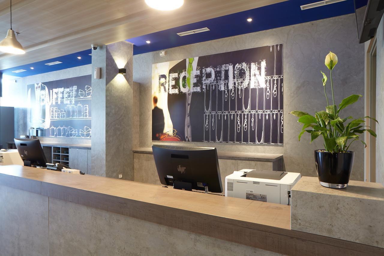 Ibis Budget Cirebon Esterno foto