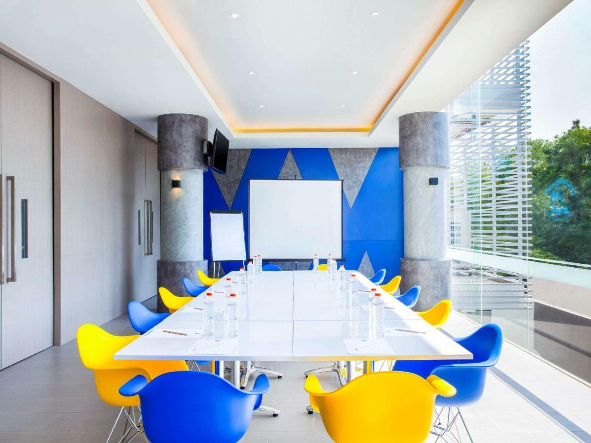Ibis Budget Cirebon Esterno foto