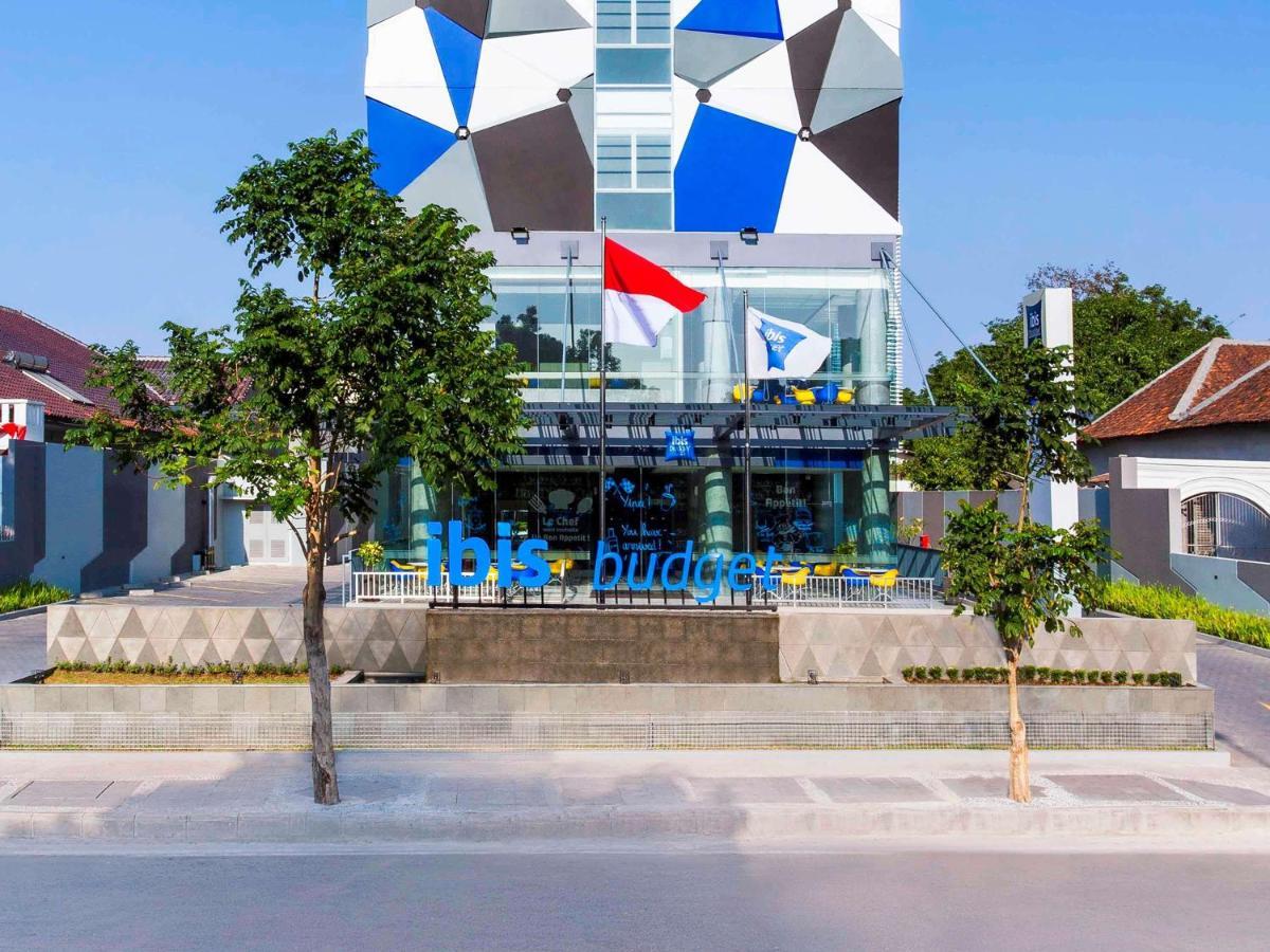 Ibis Budget Cirebon Esterno foto